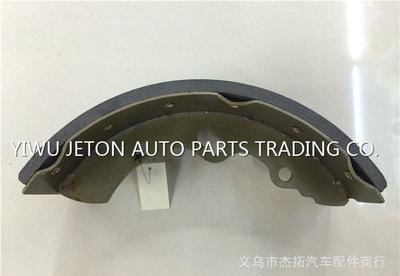 三菱FUSO CANTER剎車蹄MC889515 M 性能特點(diǎn)與選購指南